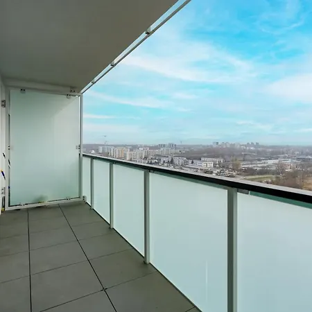 Modern Rataje By Renters بوزنان