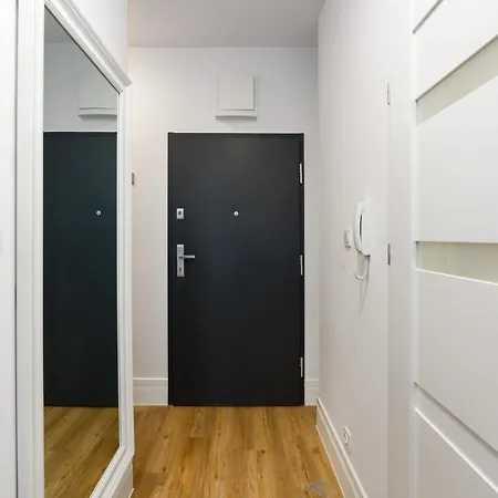 Modern Rataje By Renters شقة بوزنان