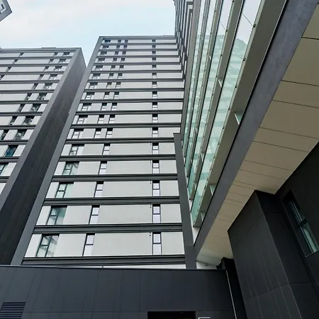 Modern Rataje By Renters * بوزنان